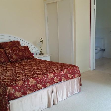 Hilltop Hideaway Ninderry Екстер'єр фото