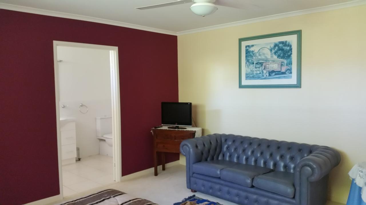 Hilltop Hideaway Ninderry Екстер'єр фото